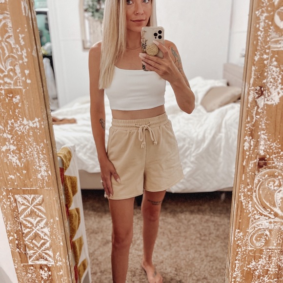 Meet your Posher, Amy - Picture 10 of 12